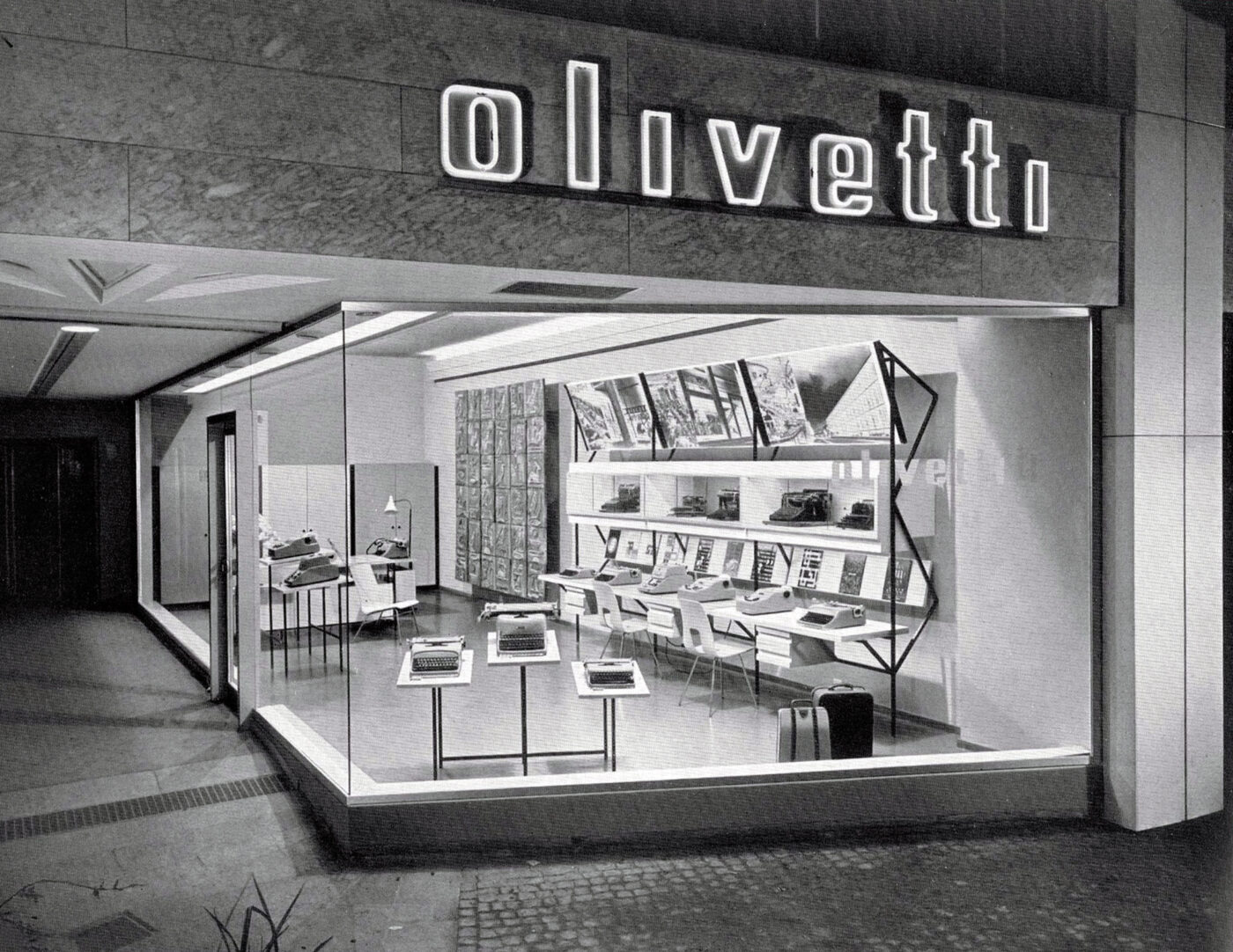 Olivetti's genius - Car&vintage | Land | Sea | Air
